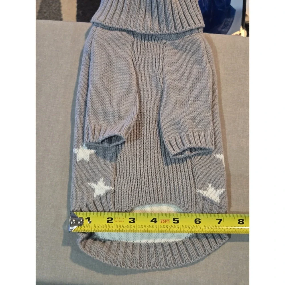Top Paw Gray Icon Fashion Dog Sweater Small Stars Paw Prints NWT Acrylic